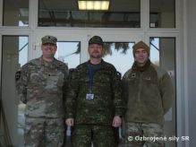 Nvteva Americkch pridelencov obrany z Vevyslanectva USA