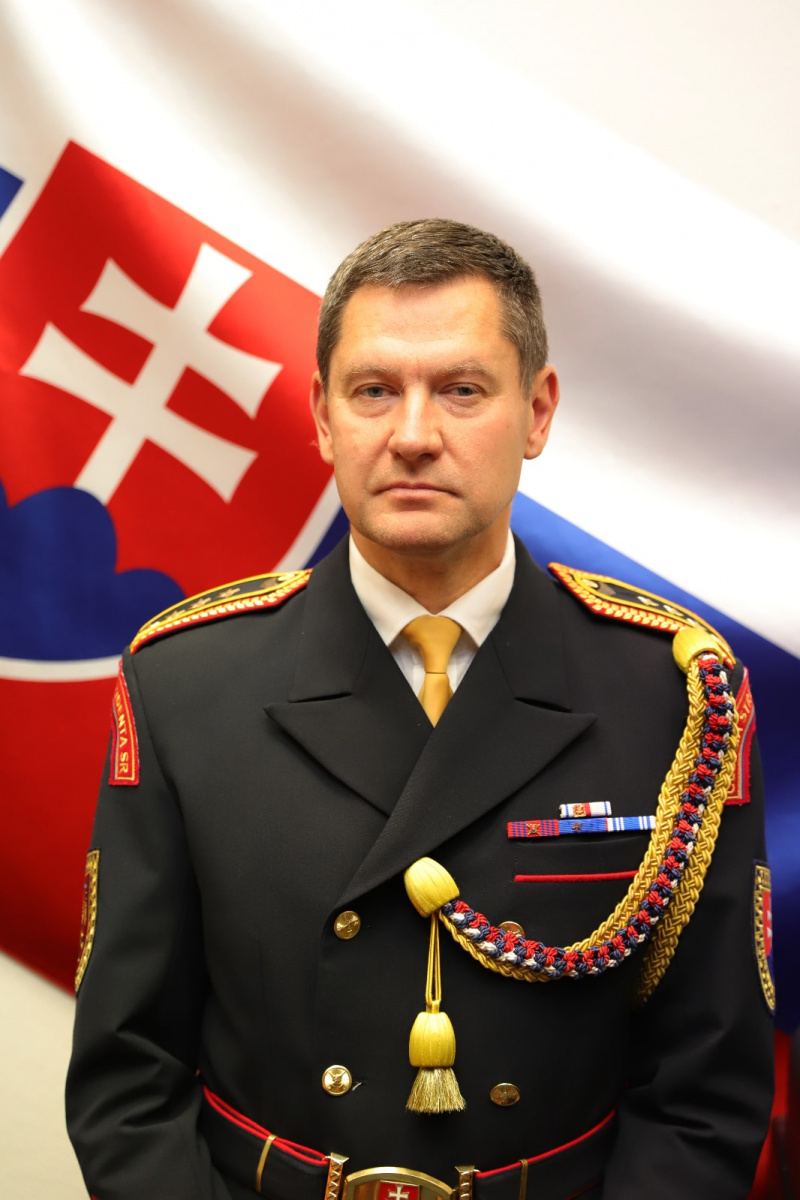 veliteľ plk. MASIAR